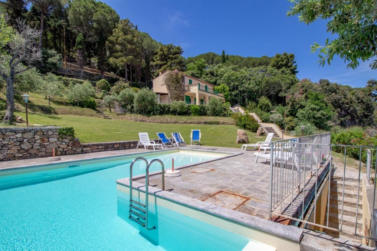 Villa Le Sprizze A Bordo Del Mare - Goelba Marciana Marina  Bagian luar foto
