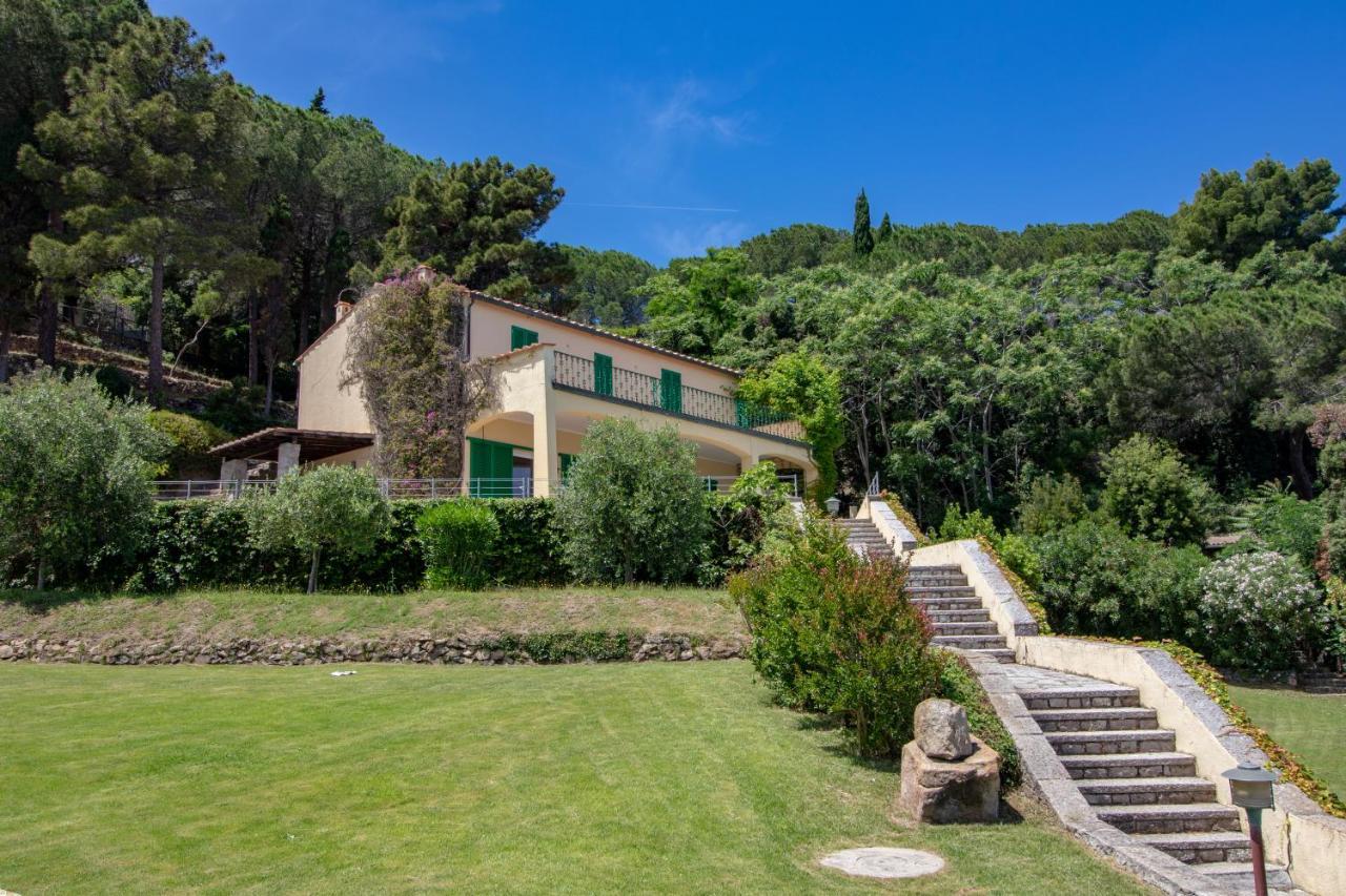 Villa Le Sprizze A Bordo Del Mare - Goelba Marciana Marina  Bagian luar foto