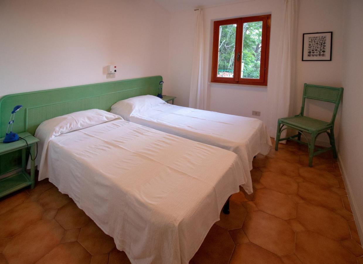 Villa Le Sprizze A Bordo Del Mare - Goelba Marciana Marina  Bagian luar foto