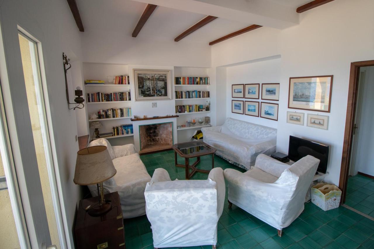 Villa Le Sprizze A Bordo Del Mare - Goelba Marciana Marina  Bagian luar foto